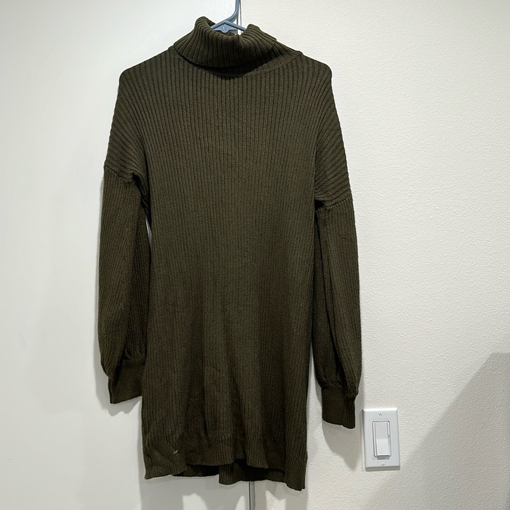 Green turtleneck sweater dress